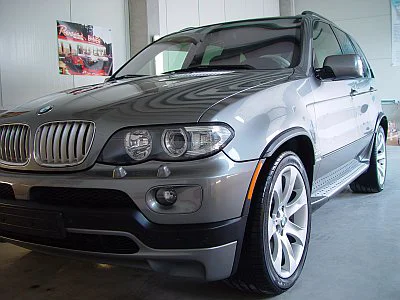 BMW X5 4.8 iS - renovace a nanokeramická ochrana laku - detail 2