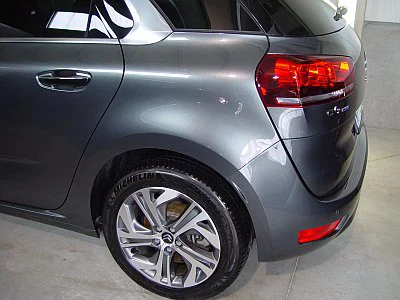 Citroen C4 Picasso - nanokeramická ochrana laku - detail 3