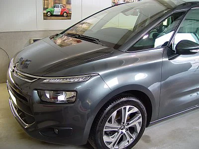 Citroen C4 Picasso - nanokeramická ochrana laku - detail 5