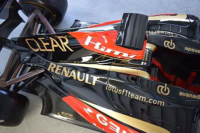 Formule 1 Lotus Renault GP (R31) - detail 28