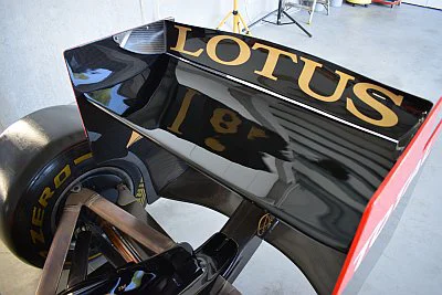 Formule 1 Lotus Renault GP (R31) - detail 8