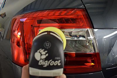 Škoda Octavia III RS 2.0 TFSI - renovace a ochrana laku - detail 6