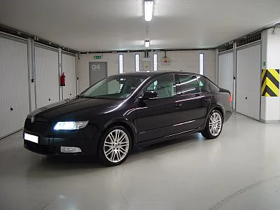 Škoda Superb II - leštění a ochrana laku - detail 1