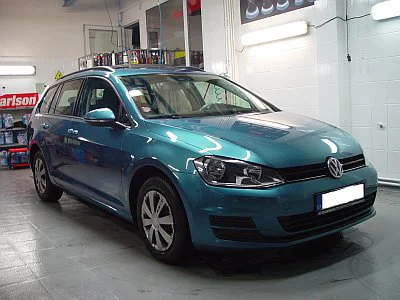VW Golf Variant - odstranění polepů a renovace laku - detail 12