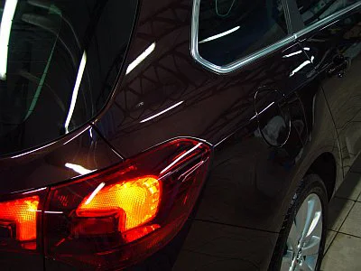 Vyleštění laku na autě - detail 25