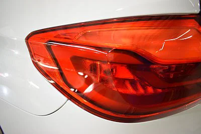 Prémiová renovace laku v Praze - detail 12