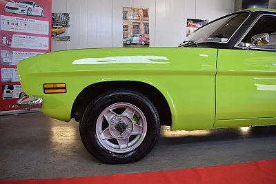 Vícekroková renovace laku Praha - detail 8