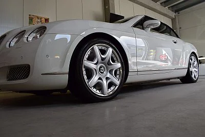 Pečlivá renovace laku Praha - detail 8