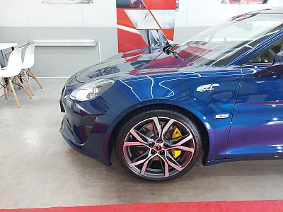 Alpine A110 - leštění a keramická ochrana laku - detail 2