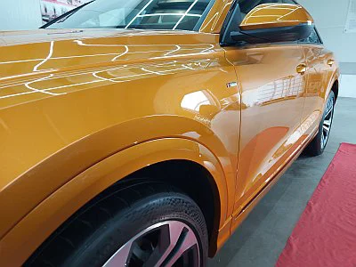 Audi Q8 - aplikace nové hydrofobní vrstvy Gtechniq - detail 3