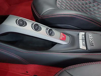 Ferrari Italia - leštění laku - detail 6