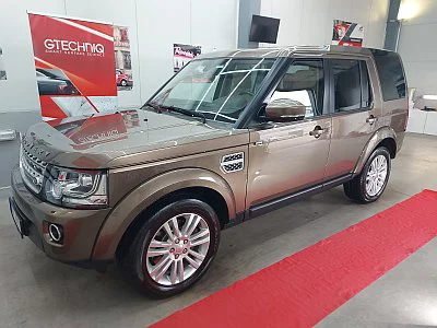 Land Rover Discovery - vícekrokové leštění laku - detail 1