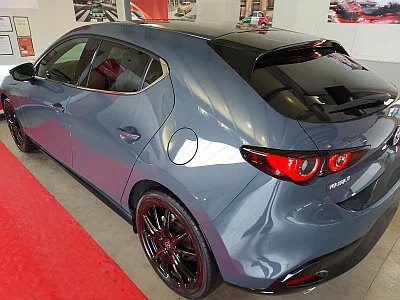 Mazda 3 - leštění a keramická ochrana laku - detail 5