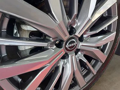 Nissan X-Trail - leštění a keramická ochrana laku - detail 12