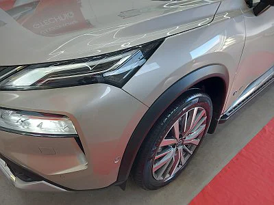 Nissan X-Trail - leštění a keramická ochrana laku - detail 6