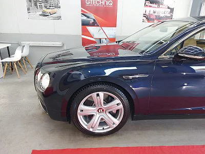 Bentley Flying Spur - leštění a keramická ochrana laku - detail 3