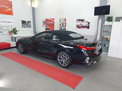 BMW 850i - leštění a keramická ochrana laku - detail 3