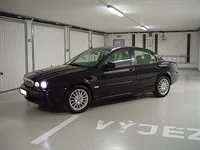 Jaguar X Type - rozleštění a ochrana laku