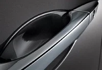 Také Váš vůz hyzdí škrábance pod klikami dveří? Obraťte se na Vylesteneauto.cz!