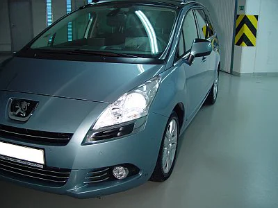 Kompletní renovace Peugeot 5008 - detail 2