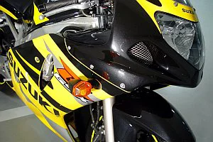 Kvalitní rozleštění obtížně přístupných částí karoserie? Pro nás je to hračka! - detail 3