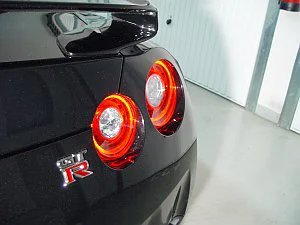 Kvalitní rozleštění obtížně přístupných částí karoserie? Pro nás je to hračka! - detail 4