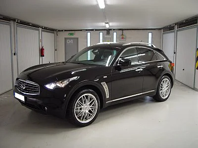 Ošetření laku - Infiniti QX70 - detail 1