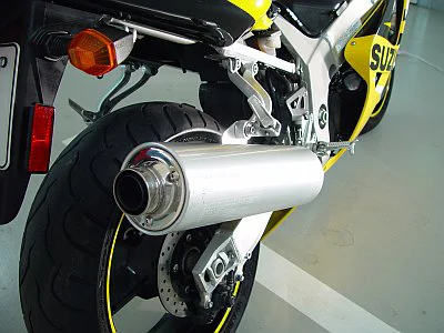 Pečlivě rozleštíme a ošetříme i Váš výfuk! - detail 2