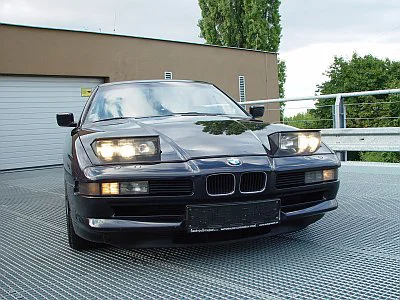 Renovace laku BMW 850i - detail 1