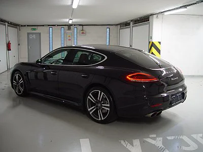 Rozleštění laku - Porsche Panamera 4S - detail 10