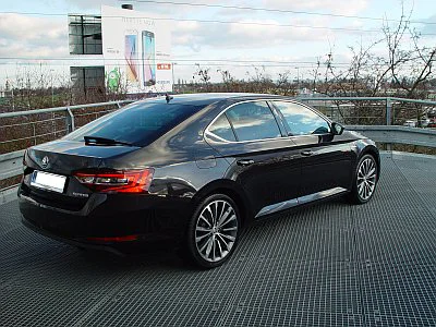 Rozleštění laku - Škoda Superb III Laurin&Klement - detail 4