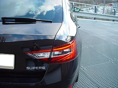 Rozleštění laku - Škoda Superb III Laurin&Klement - detail 6