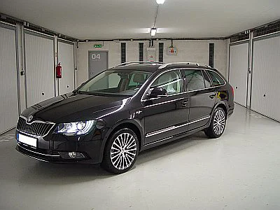 Rozleštění laku - Škoda Superb Laurin&Klement - detail 1