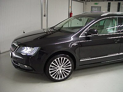 Rozleštění laku - Škoda Superb Laurin&Klement - detail 3